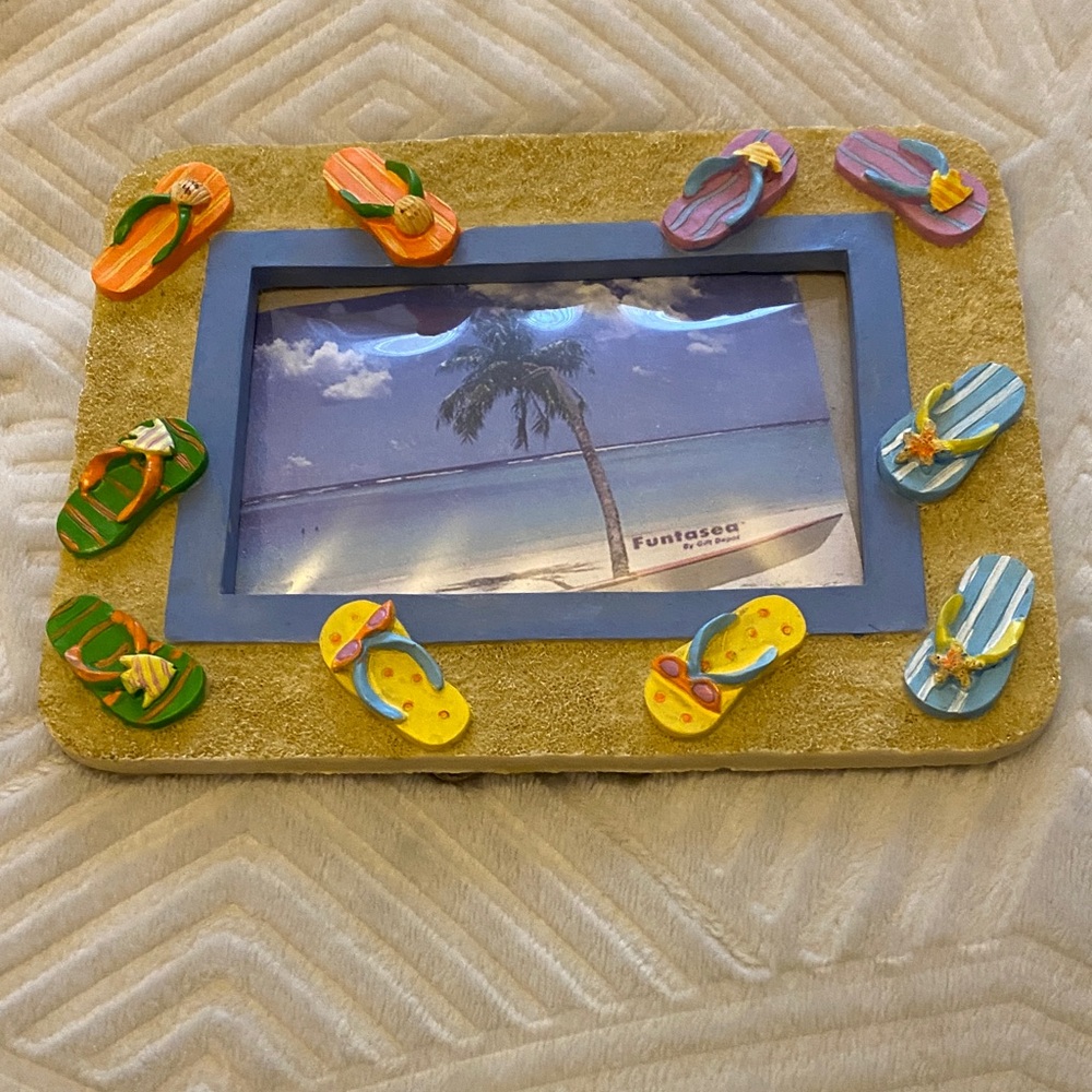 Beach-Themed Flip Flop Picture Frame